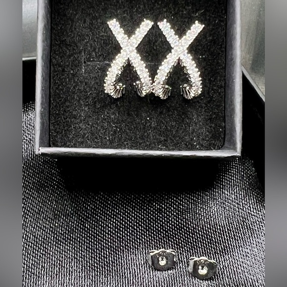 NIB Stamped 925 Sterling Silver & Zircon Criss Cross Letter X Drop Earrings - Picture 1 of 14